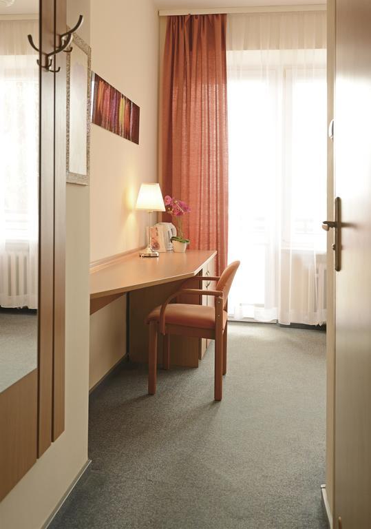 Kzzg W Polsce, Gornicze Sanatorium Zwiazkowe "Gornik" Hotel Iwonicz-Zdrój Cameră foto
