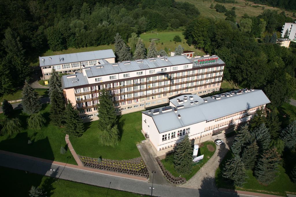 Kzzg W Polsce, Gornicze Sanatorium Zwiazkowe "Gornik" Hotel Iwonicz-Zdrój Exterior foto