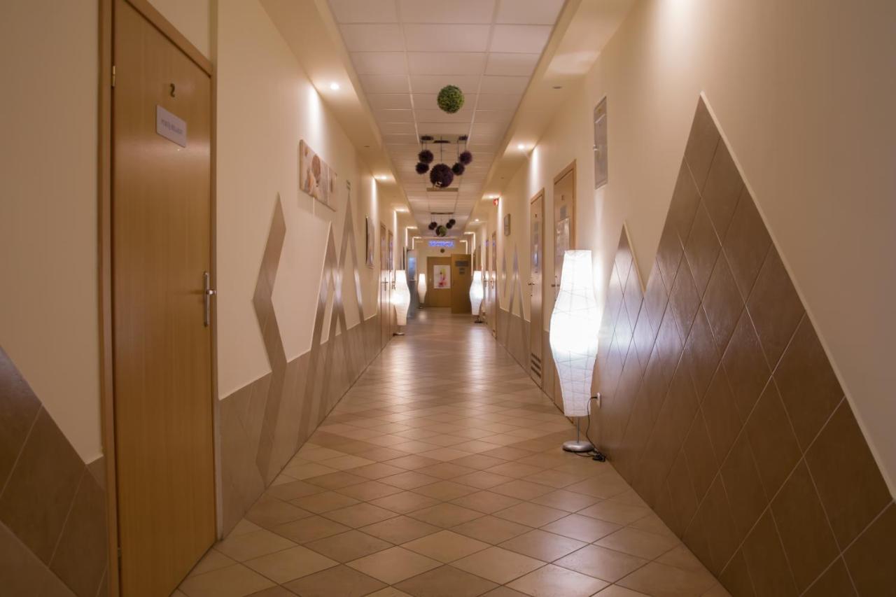 Kzzg W Polsce, Gornicze Sanatorium Zwiazkowe "Gornik" Hotel Iwonicz-Zdrój Exterior foto